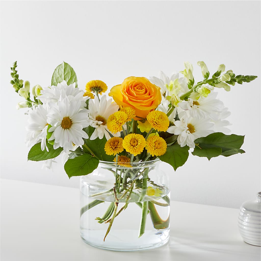 Sun Salutation Bouquet – Hurst Florist, Callahan FL
