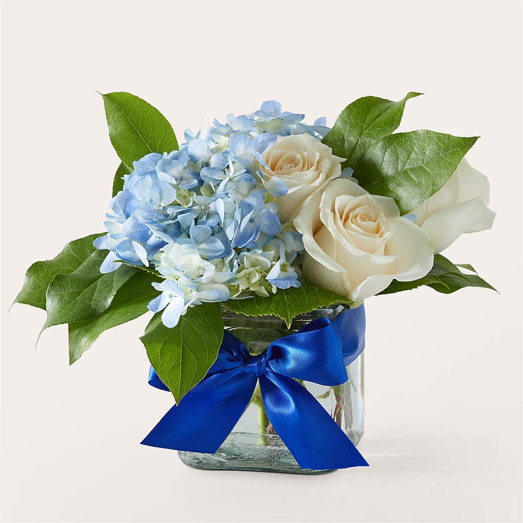 Sky Blue Delight Bouquet – Hurst Florist, Callahan FL