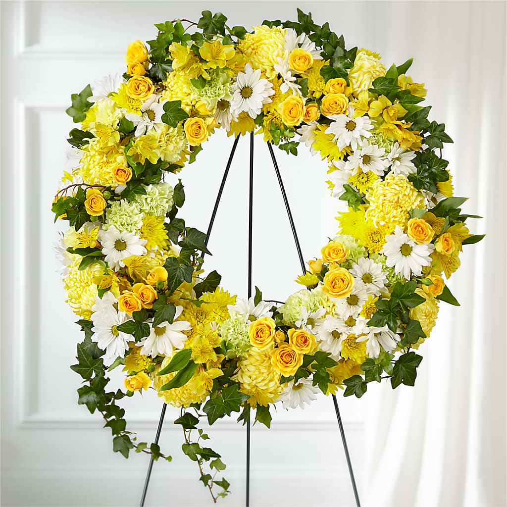 Golden Remembrance Wreath – Hurst Florist, Callahan FL