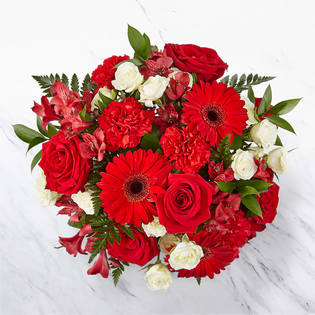 Hearts Embrace Bouquet – Hurst Florist, Callahan FL