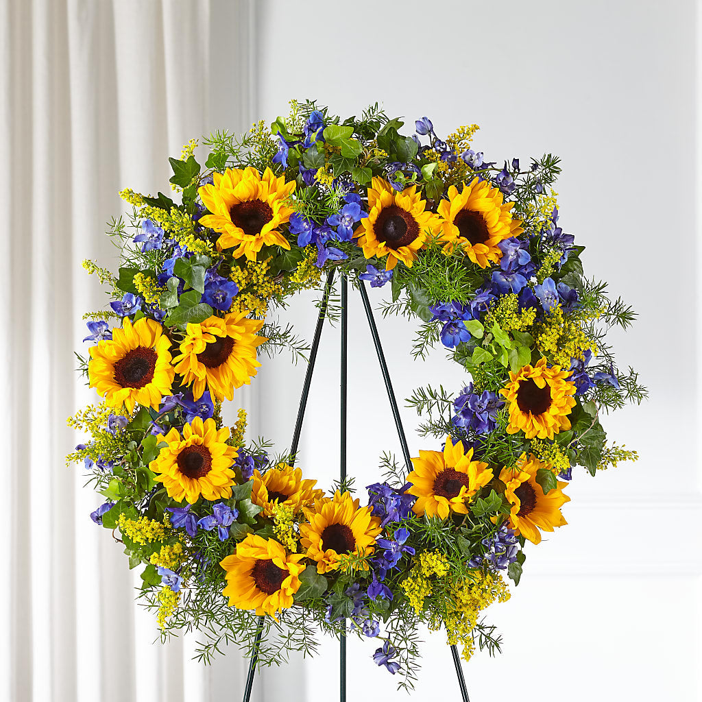 Bright Rays Wreath – Hurst Florist, Callahan FL