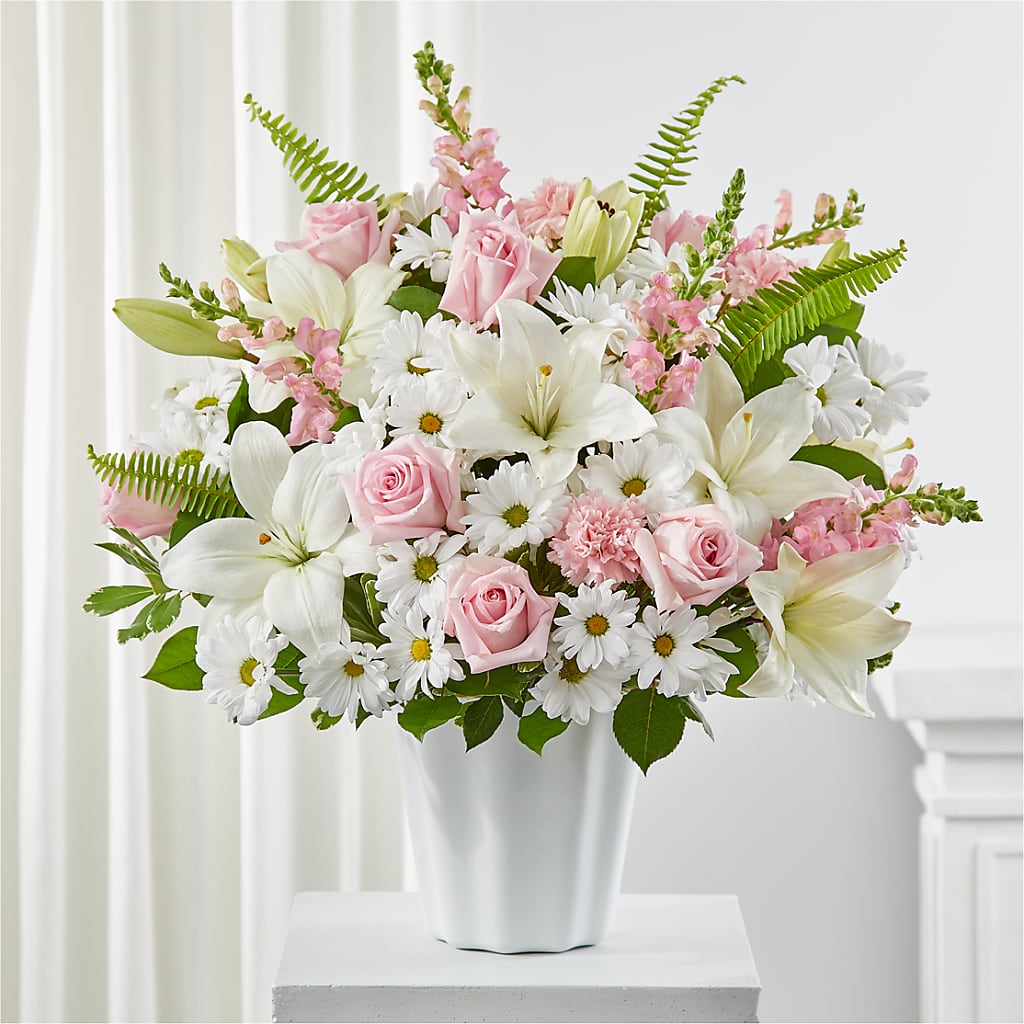 Soft Touch Tabletop Basket – Hurst Florist, Callahan FL
