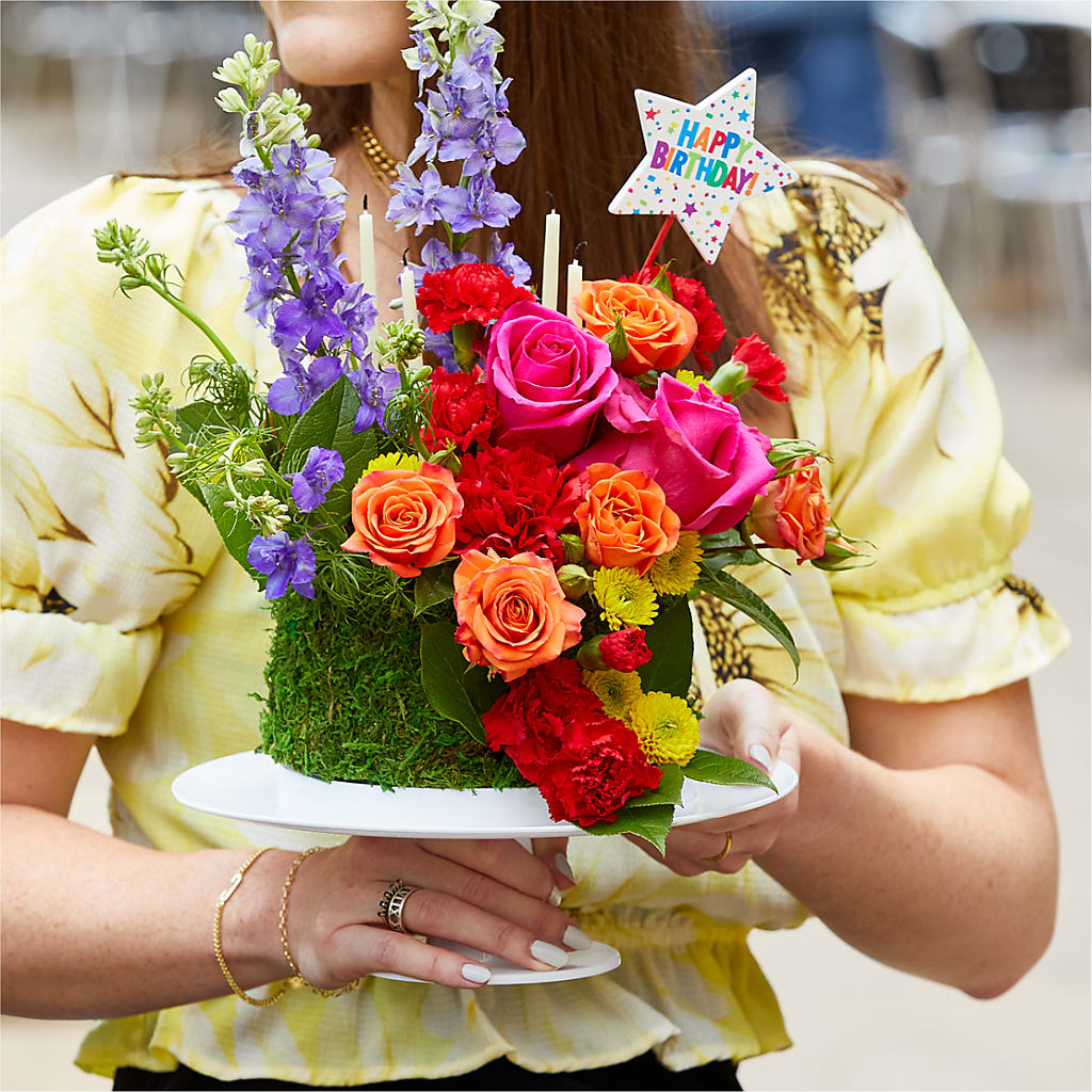 Best Year Yet Floral Cake – Hurst Florist, Callahan FL