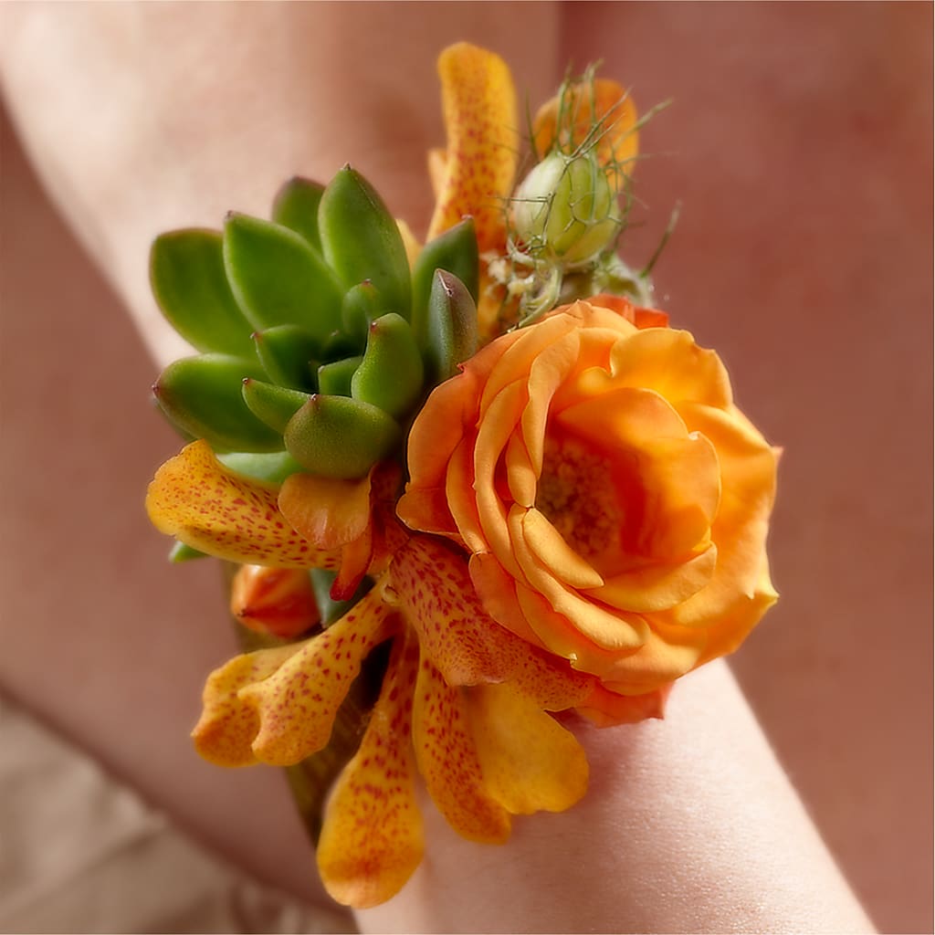 Irresistible Love Wrist Corsage – Hurst Florist, Callahan FL