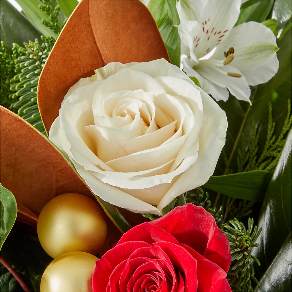 Joy & Jolly Bouquet –  Hurst Florist, Callahan FL
