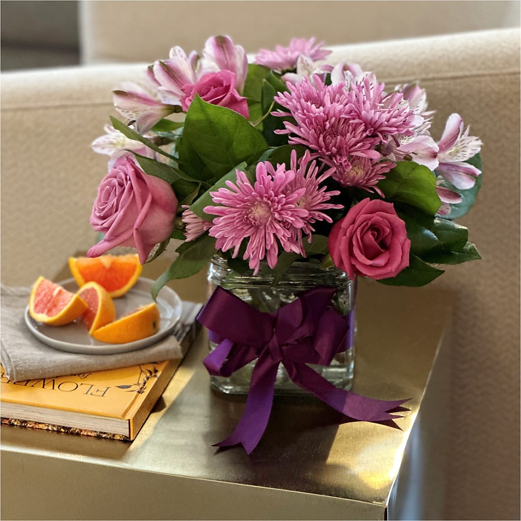 Sugarplum Bouquet –  Hurst Florist, Callahan FL