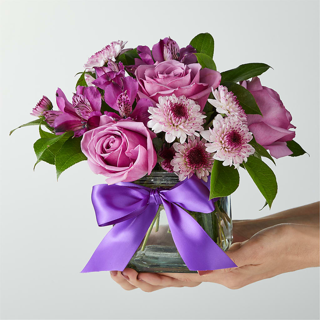 Sugarplum Bouquet –  Hurst Florist, Callahan FL