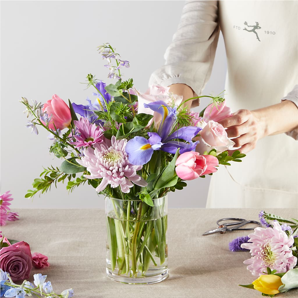 Pastel Tradition - A Florist Original –  Hurst Florist, Callahan FL