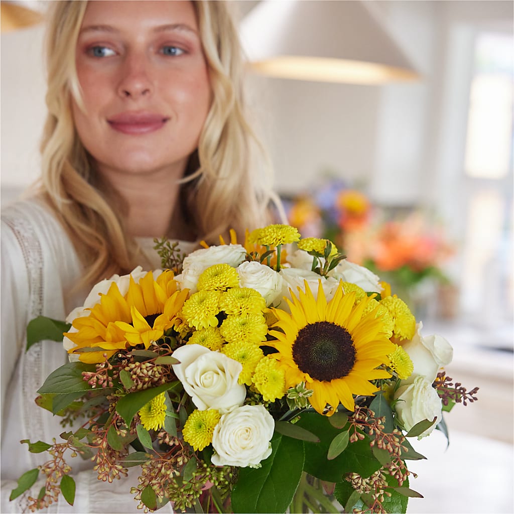 Luminous Morning Bouquet –  Hurst Florist, Callahan FL