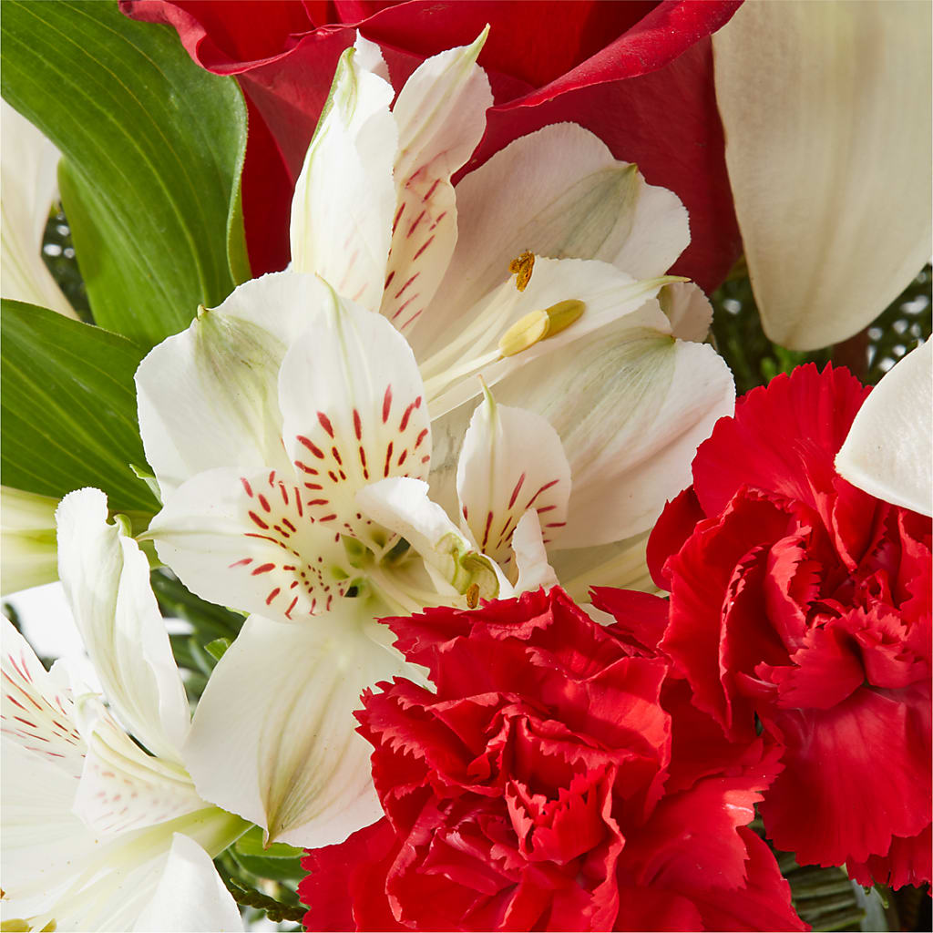 Holiday Season Bouquet –  Hurst Florist, Callahan FL