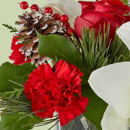 Glistening Icicles Bouquet –  Hurst Florist, Callahan FL