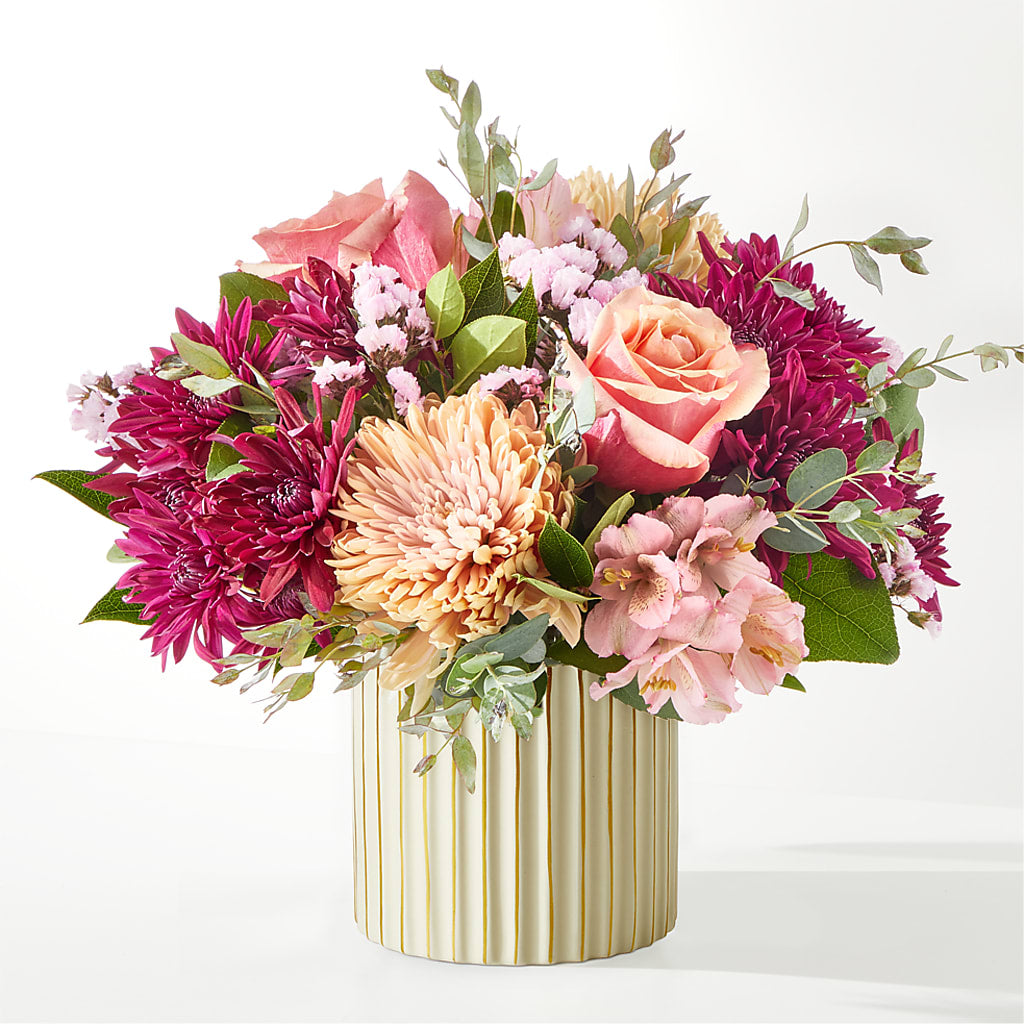 Berry Cobbler Bouquet with Ivory Vase –  Hurst Florist, Callahan FL