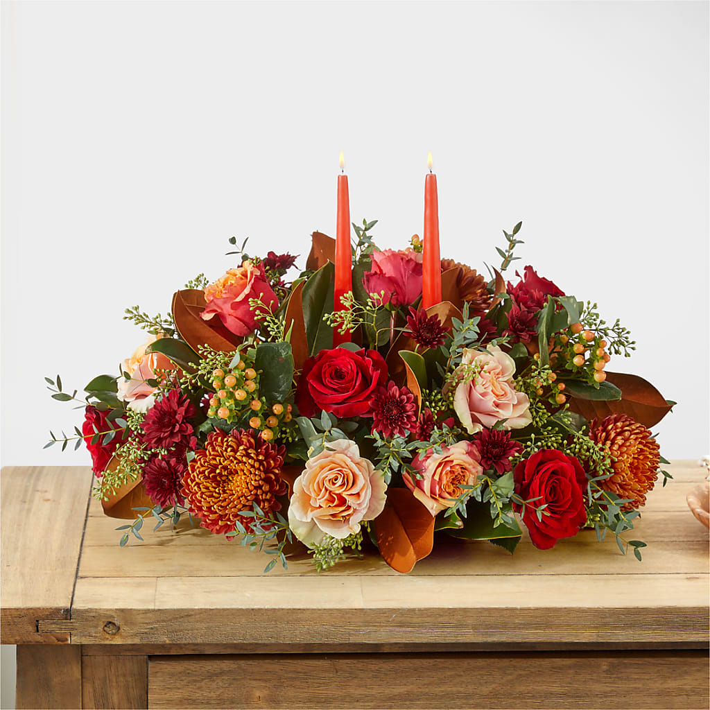 Gather Near Centerpiece –  Hurst Florist, Callahan FL