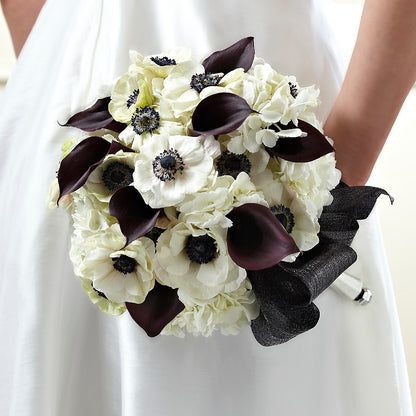 To Have and To Hold Bouquet –  Hurst Florist, Callahan FL