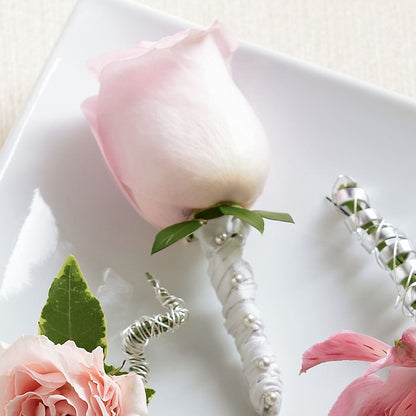Pink Rose Boutonniere –  Hurst Florist, Callahan FL